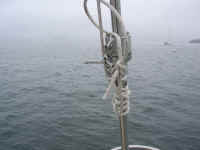 halyard-headstay.jpg (29092 bytes)